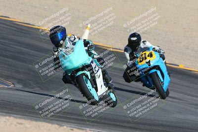 media/Nov-15-2024-CVMA Friday Practice (Fri) [[b142d29251]]/4-Group 4 and Trackday/Session 2 (Turn 10)/